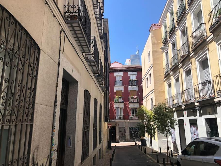 Tesoro Calle, Precioso Estudio Super Equipado Para Dos En Malasana Madrid Exterior foto